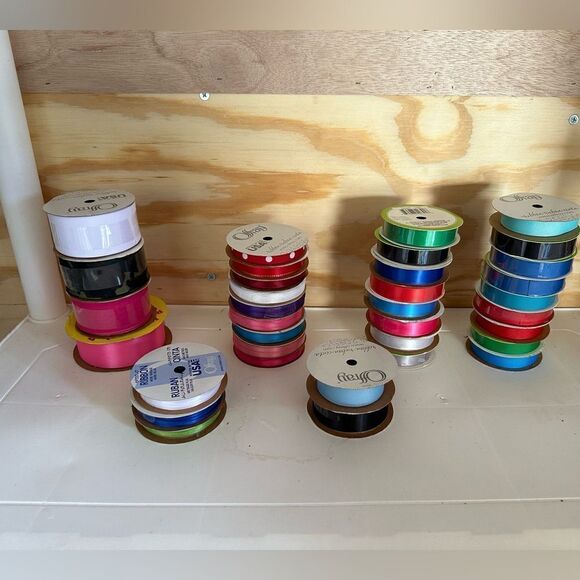 Ribbon Rolls several sizes - Picture 1 of 6
